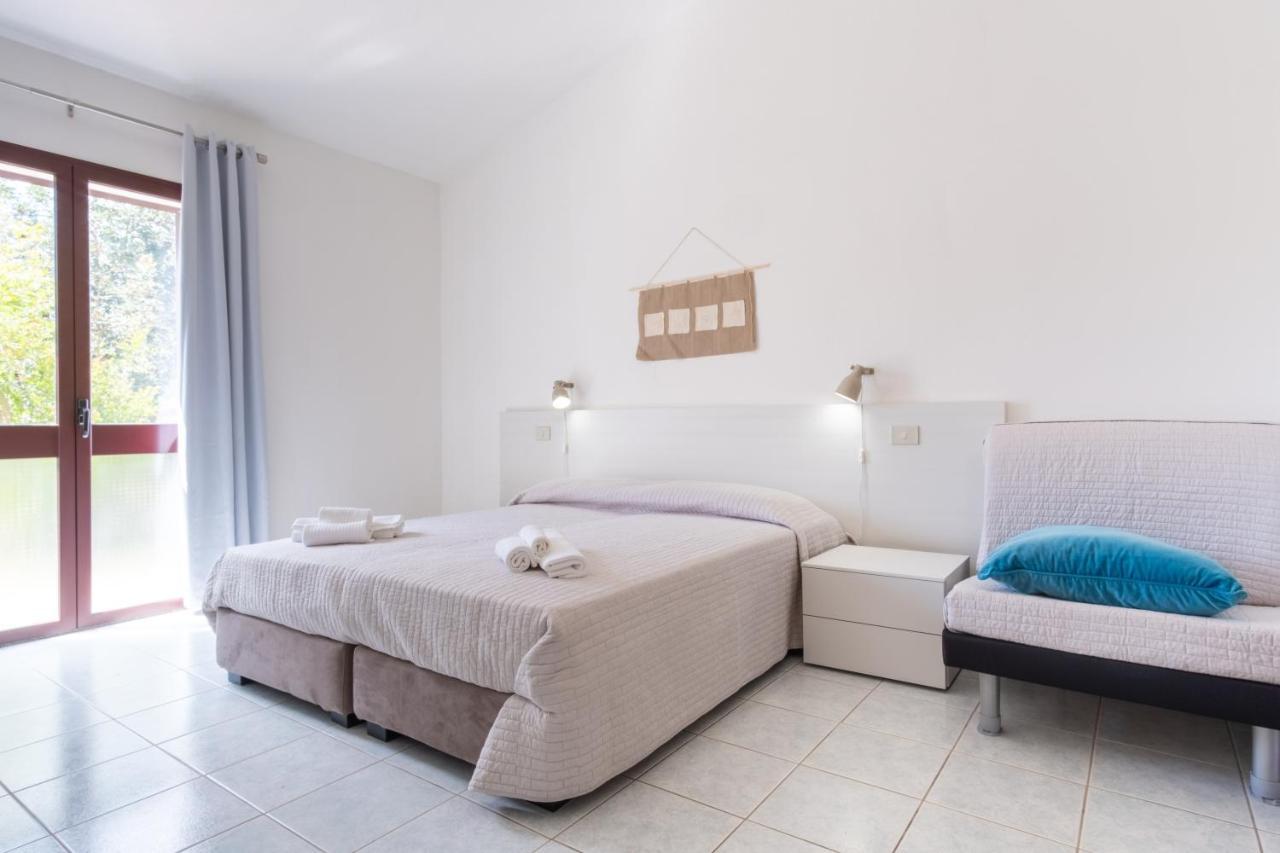 Residence Cort'E Accas Bari Sardo Exterior foto