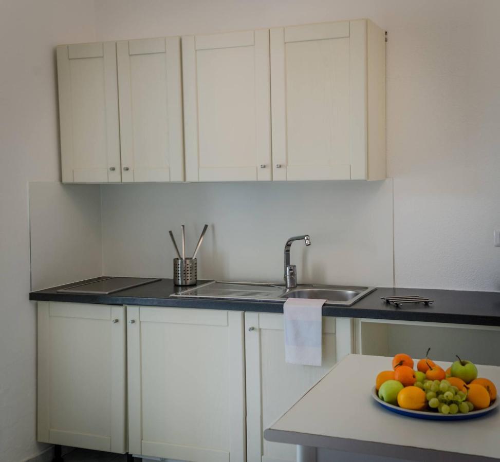 Residence Cort'E Accas Bari Sardo Zimmer foto